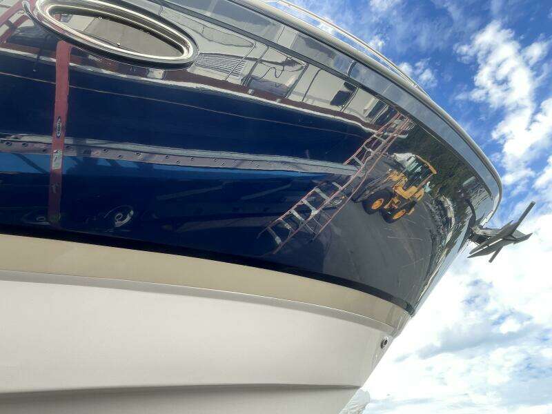 Show Me 42ft Regal Yacht For Sale