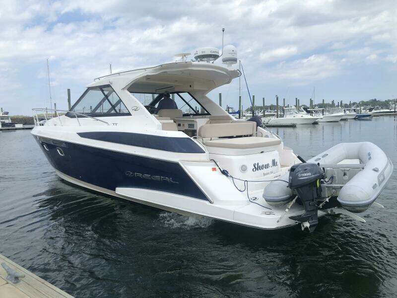 Show Me 42ft Regal Yacht For Sale