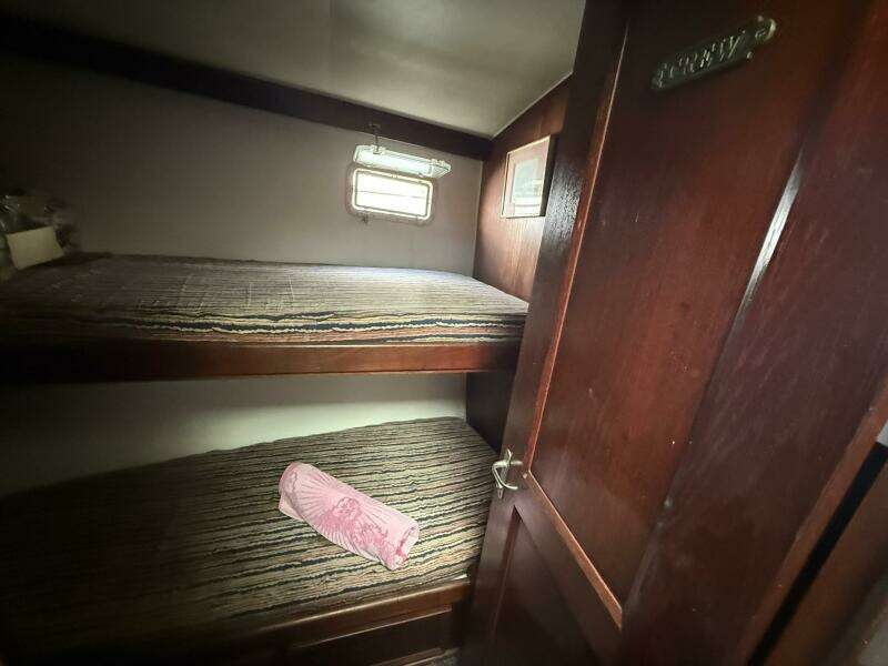 Chinese Cookie 37ft Hatteras Yacht For Sale