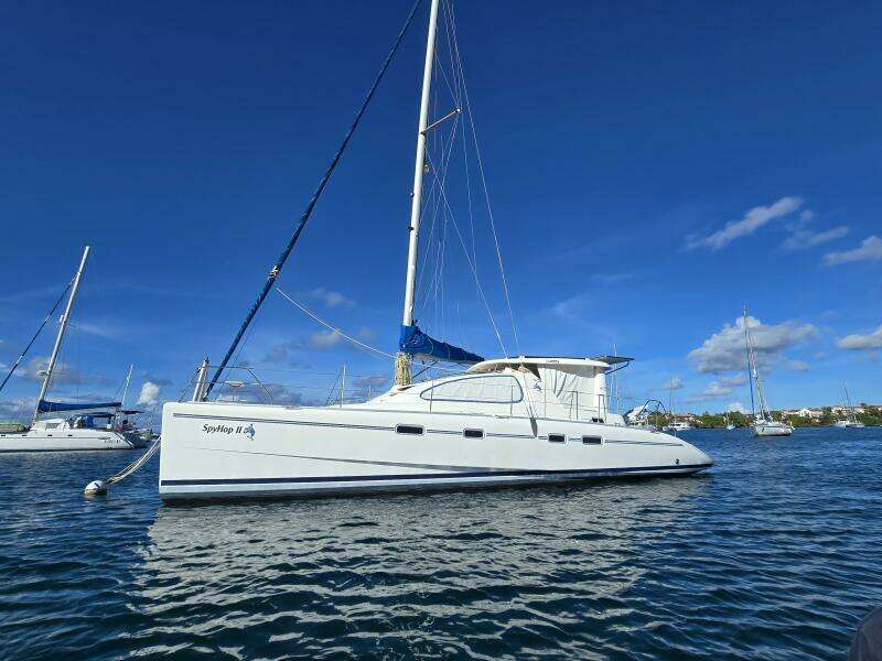 Spy Hop II 43ft Robertson  amp  Caine Yacht For Sale