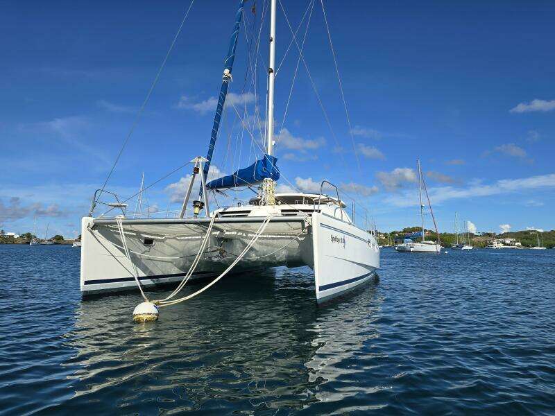 Spy Hop II 43ft Robertson  amp  Caine Yacht For Sale