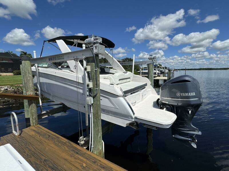 26ft Regal Yacht For Sale