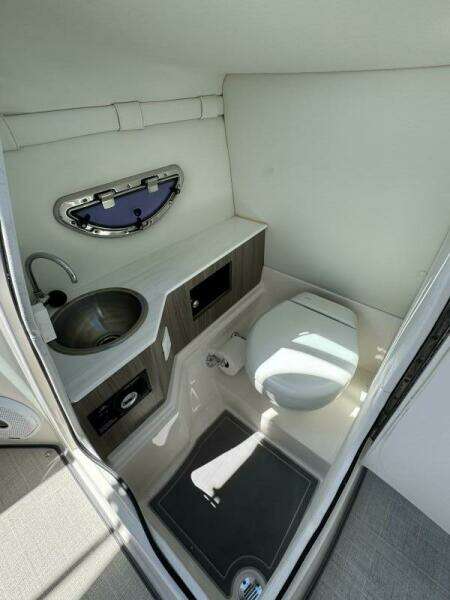 26ft Regal Yacht For Sale