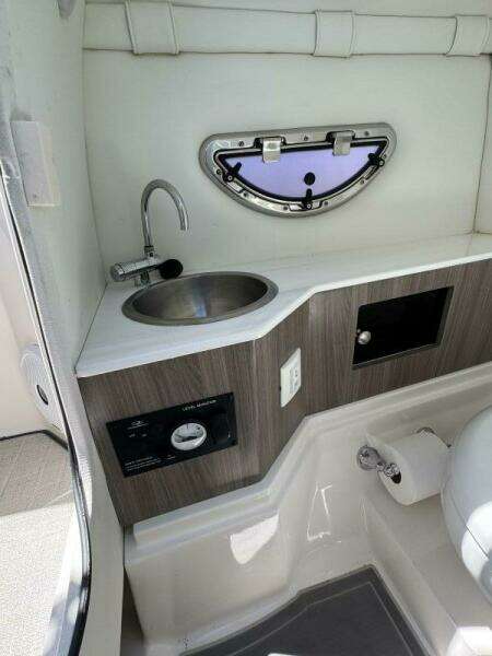 26ft Regal Yacht For Sale