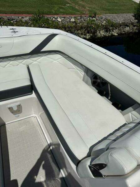 26ft Regal Yacht For Sale