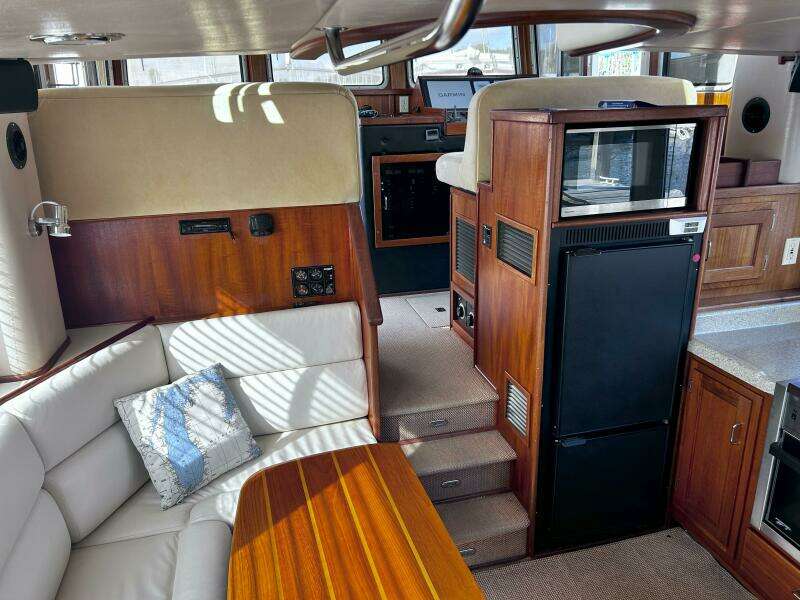 Windless 37ft American Tug Yacht For Sale