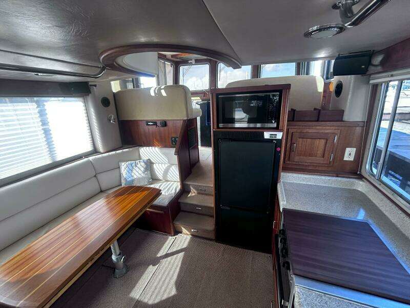 Windless 37ft American Tug Yacht For Sale