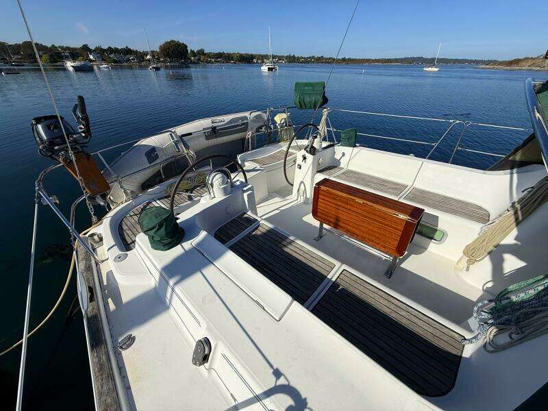 47ft Beneteau Yacht For Sale