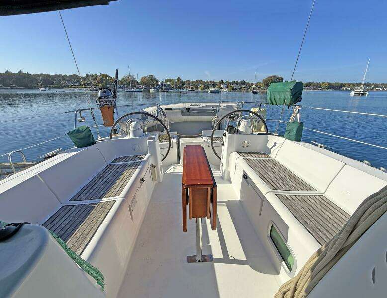 47ft Beneteau Yacht For Sale