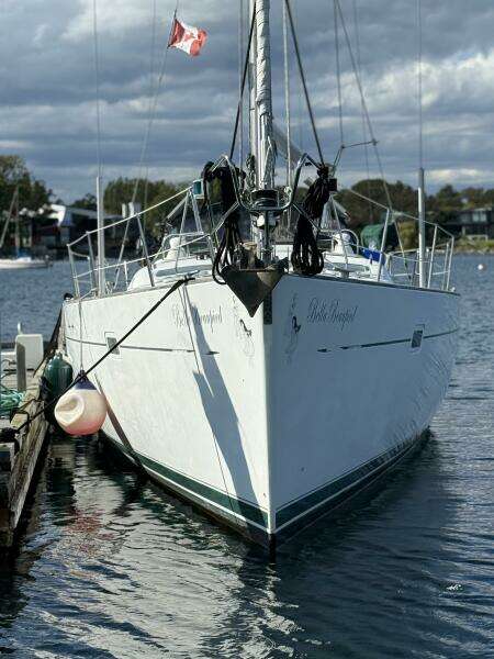 47ft Beneteau Yacht For Sale