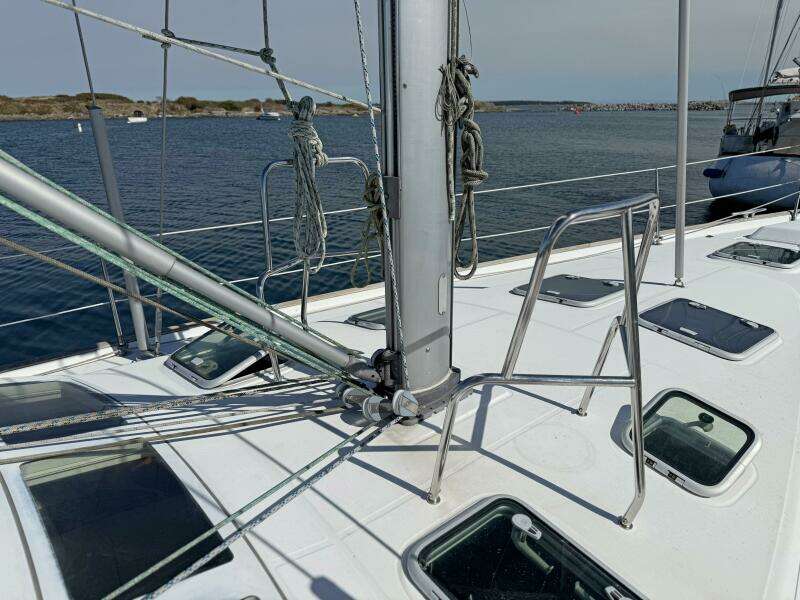 47ft Beneteau Yacht For Sale