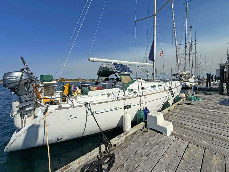 47ft Beneteau Yacht For Sale