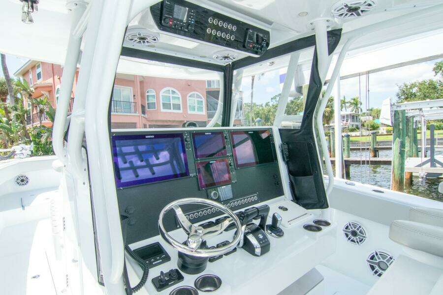 37ft Freeman Yacht For Sale
