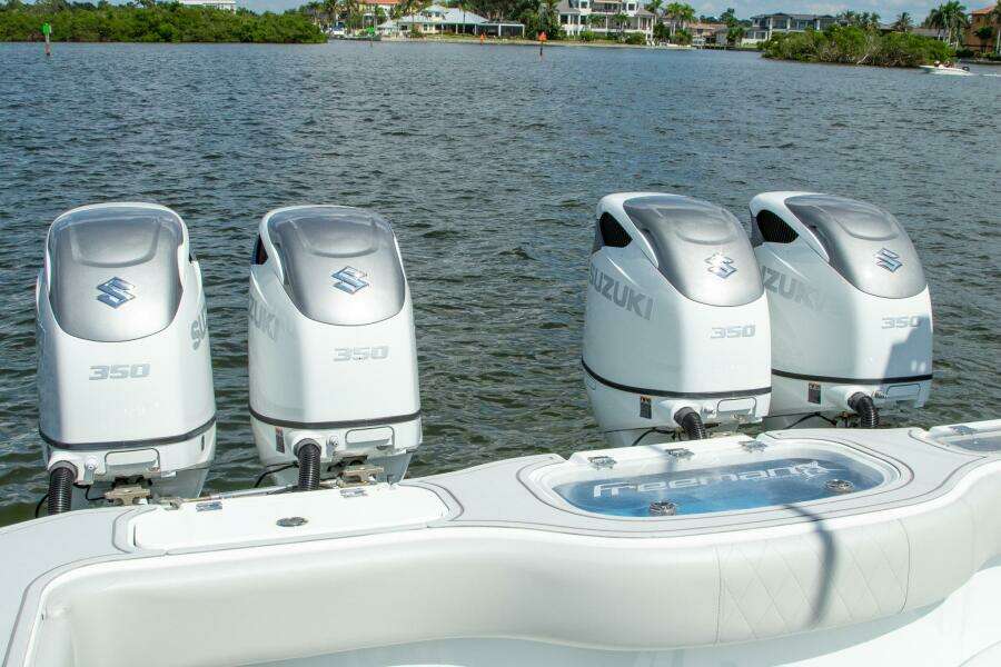 37ft Freeman Yacht For Sale