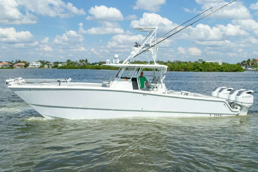 37ft Freeman Yacht For Sale
