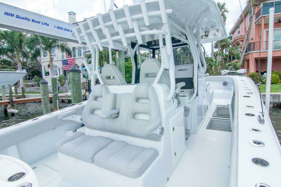 37ft Freeman Yacht For Sale
