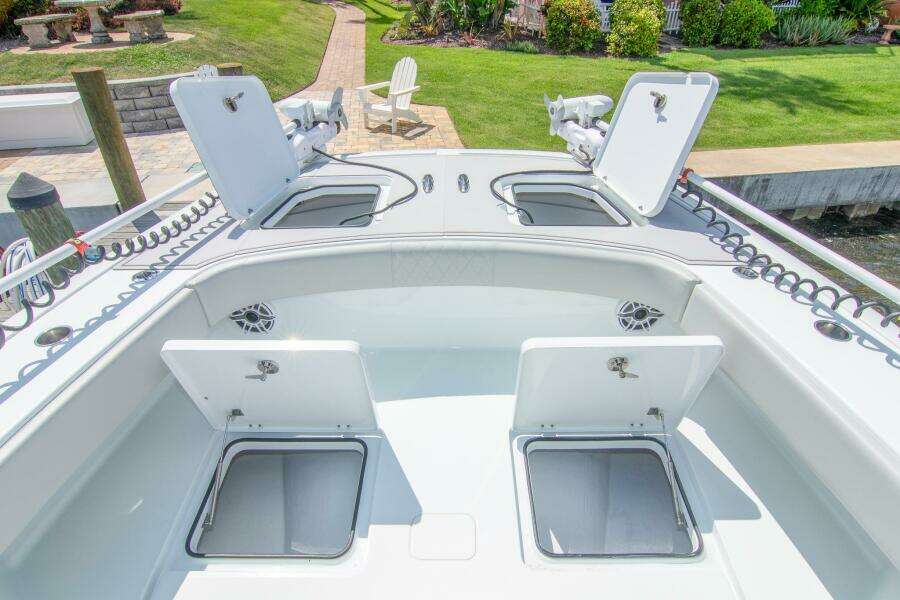 37ft Freeman Yacht For Sale