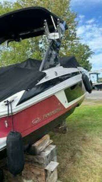 24ft Regal Yacht For Sale