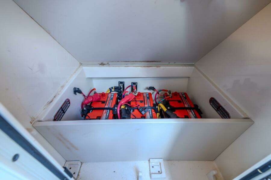 RITZ SEA 30ft Chris Craft Yacht For Sale