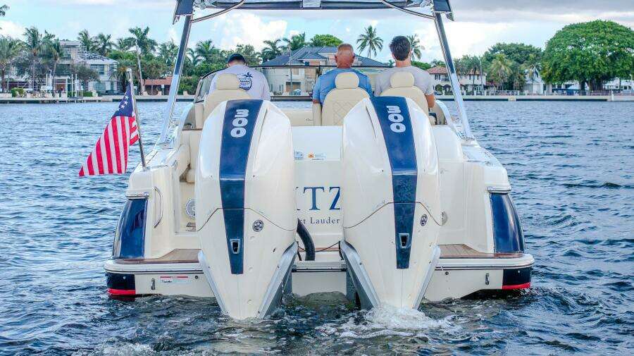 RITZ SEA 30ft Chris Craft Yacht For Sale