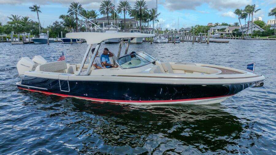 RITZ SEA 30ft Chris Craft Yacht For Sale