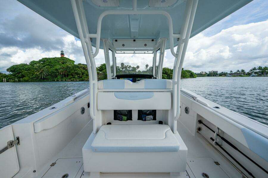 MIMI TOO 30ft Robalo Yacht For Sale MIMI TOO 30ft Robalo Yacht For Sale