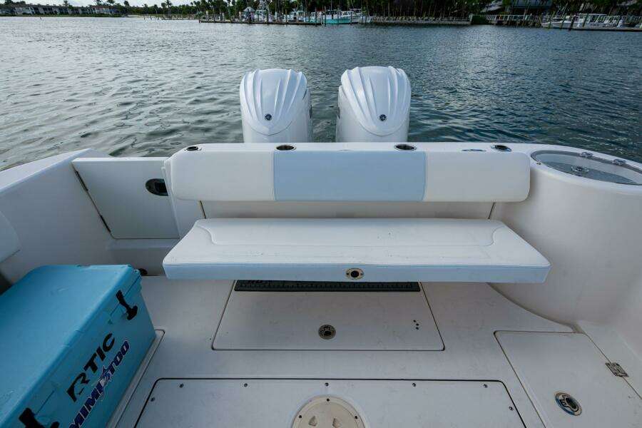 MIMI TOO 30ft Robalo Yacht For Sale MIMI TOO 30ft Robalo Yacht For Sale