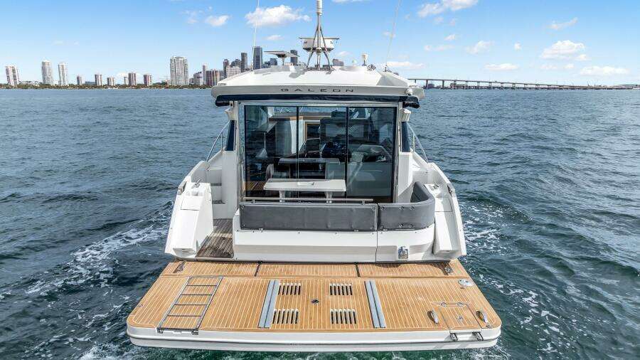 43ft Galeon Yacht For Sale