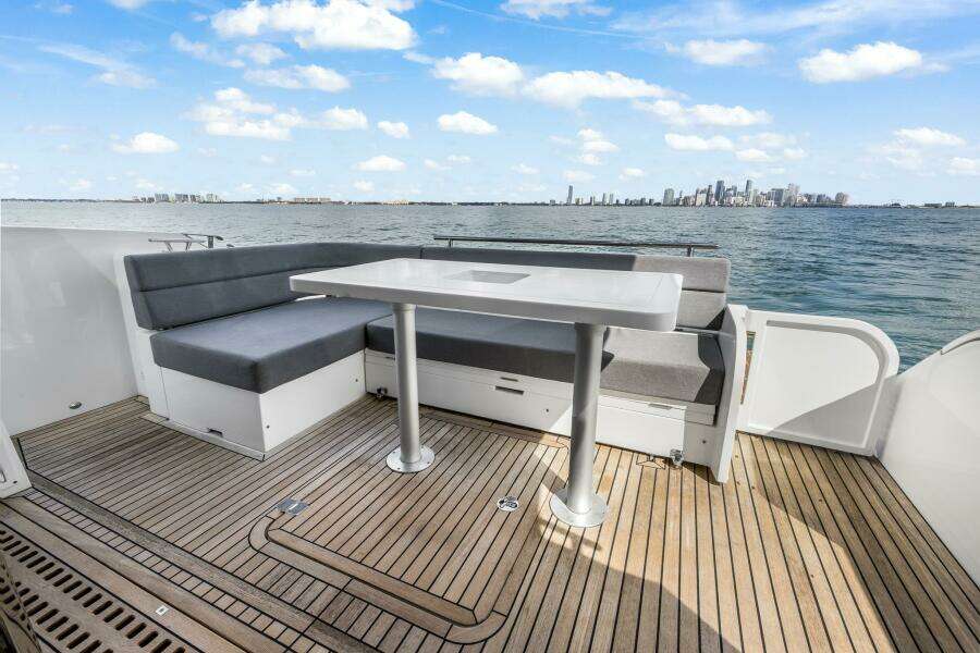 43ft Galeon Yacht For Sale