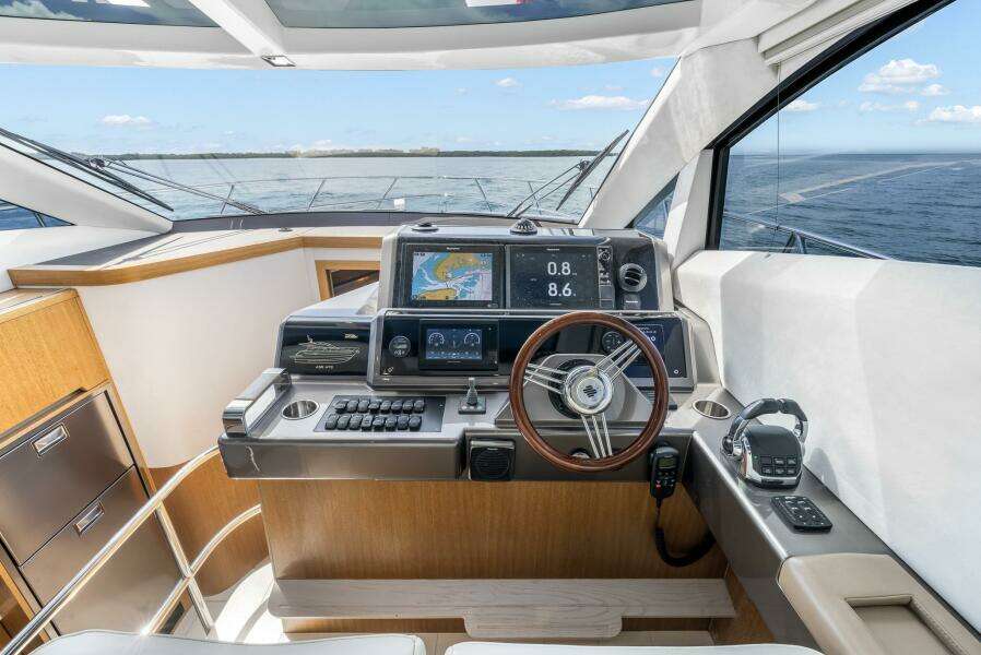 43ft Galeon Yacht For Sale