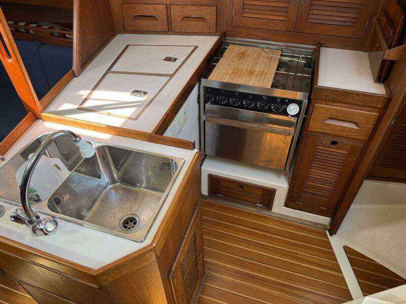 Acadia 38ft Tartan Yacht For Sale
