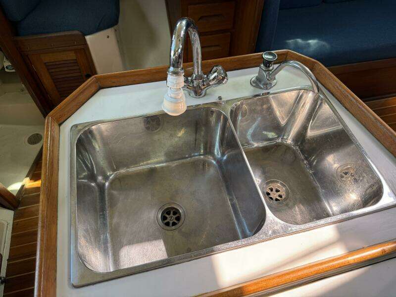 Acadia 38ft Tartan Yacht For Sale