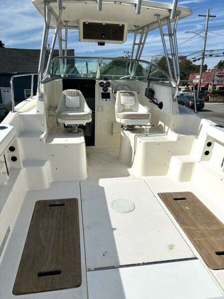 26ft Seaswirl Striper Yacht For Sale