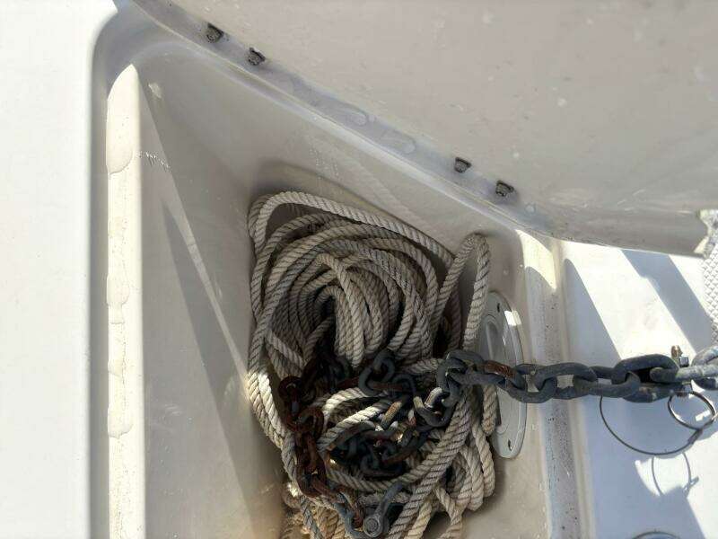 26ft Seaswirl Striper Yacht For Sale