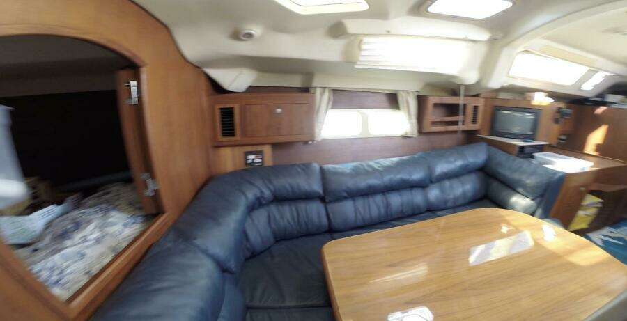 Summer Wind 42ft Hunter Yacht For Sale