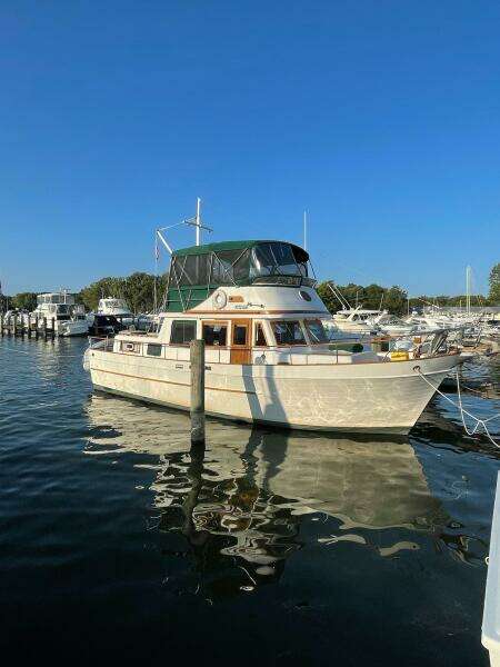 38ft Marine Trader Yacht For Sale