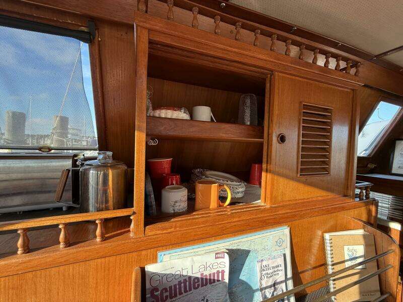 38ft Marine Trader Yacht For Sale