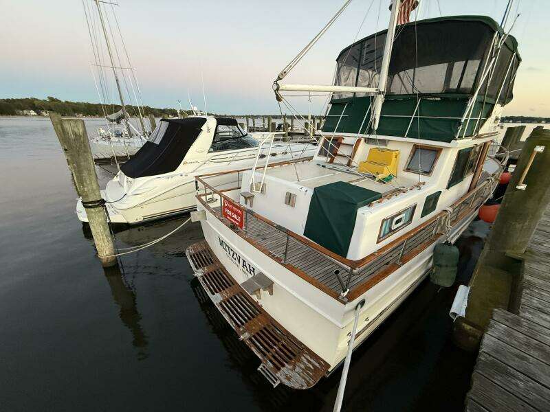38ft Marine Trader Yacht For Sale