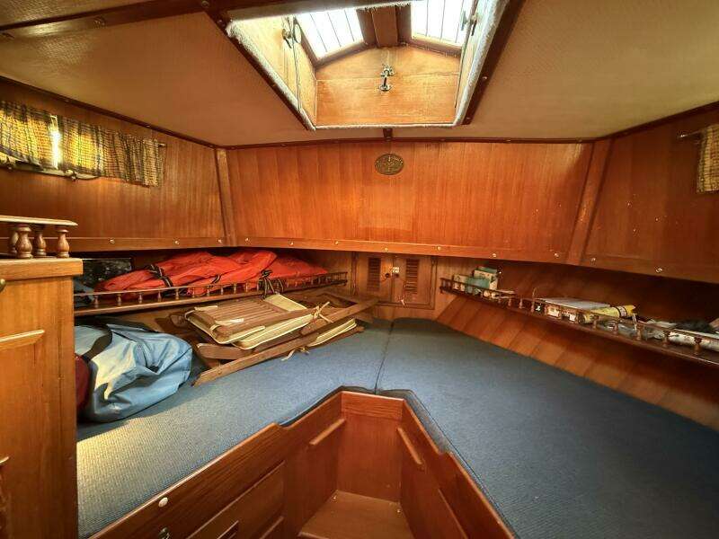 38ft Marine Trader Yacht For Sale