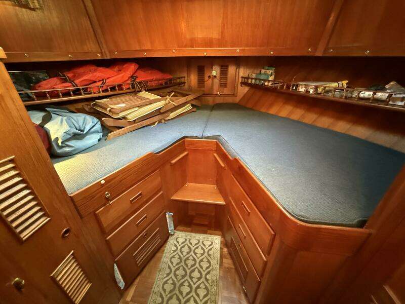 38ft Marine Trader Yacht For Sale