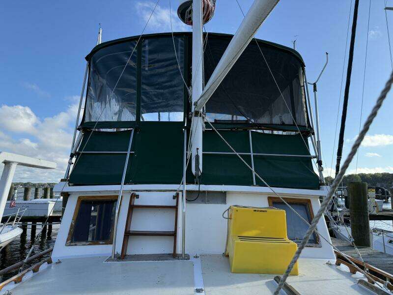 38ft Marine Trader Yacht For Sale