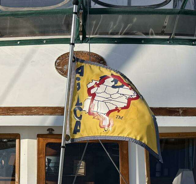 38ft Marine Trader Yacht For Sale