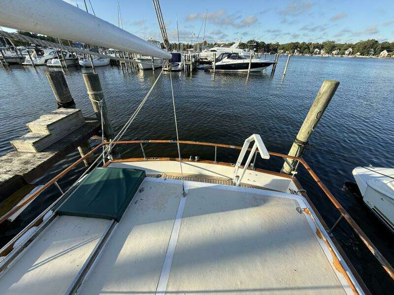 38ft Marine Trader Yacht For Sale