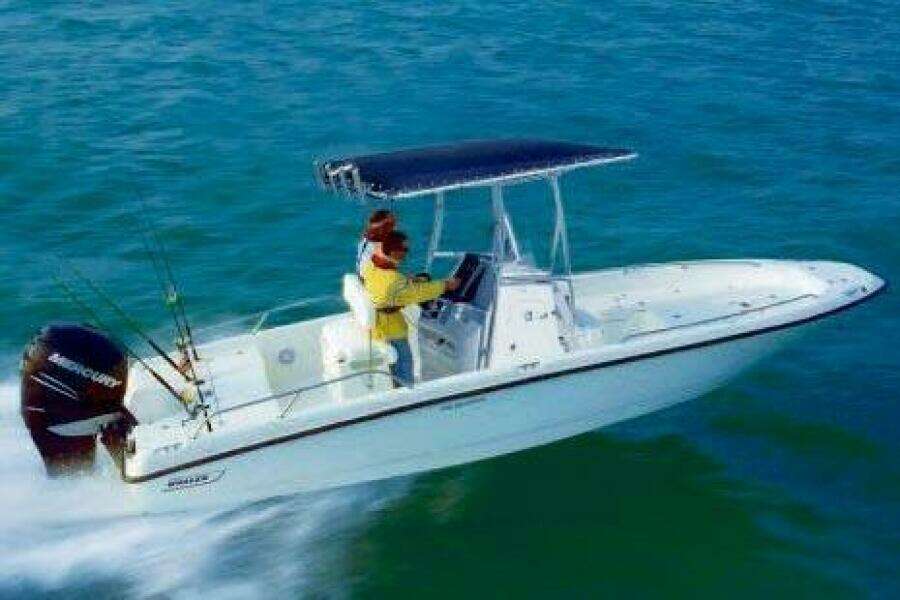23ft Boston Whaler Yacht For Sale