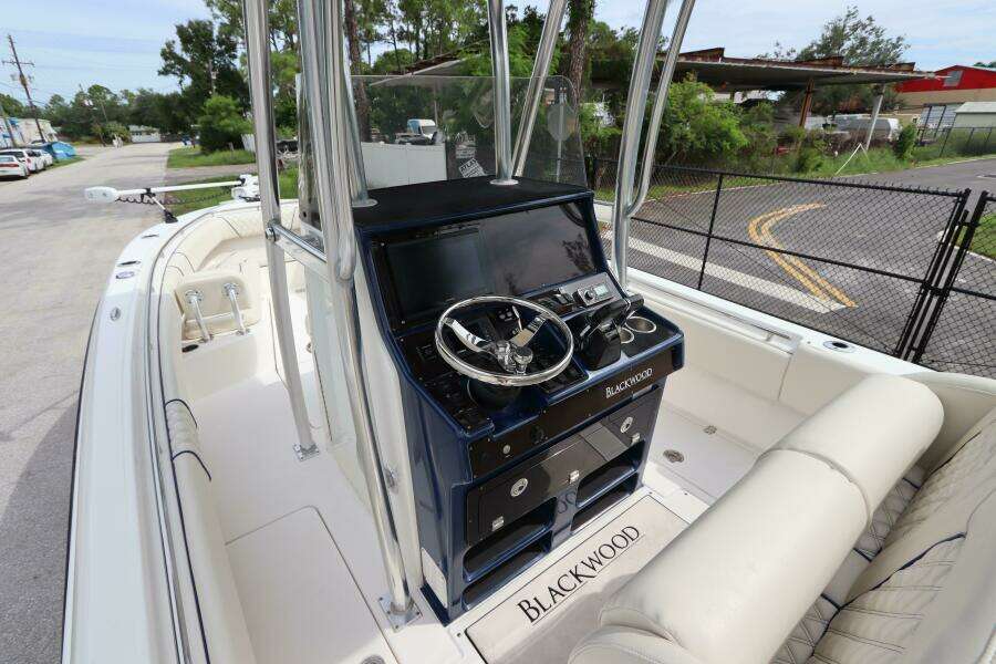 27ft Blackwood Yacht For Sale