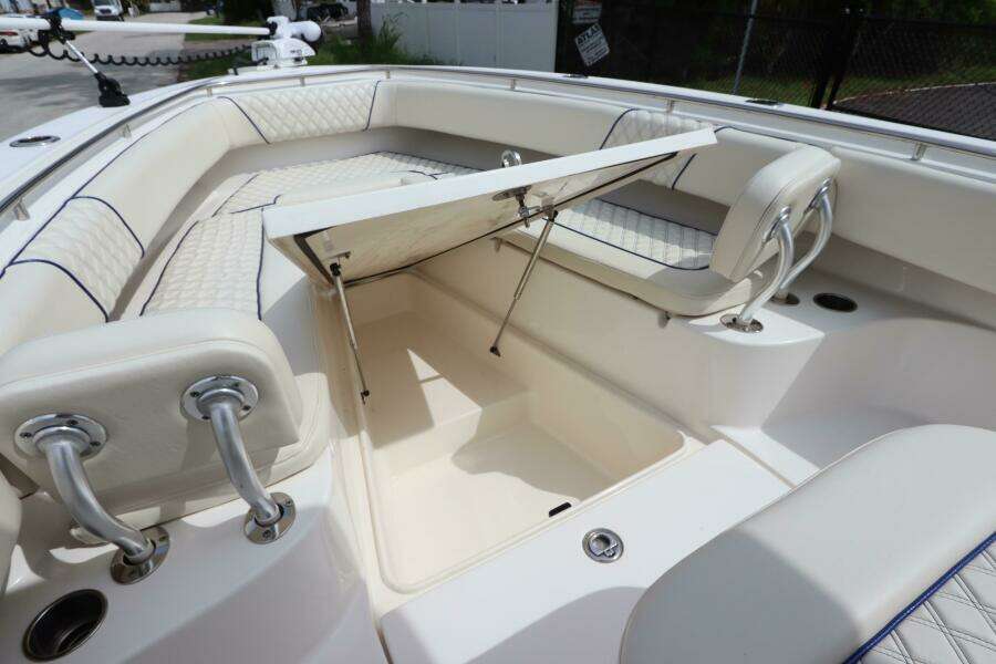 27ft Blackwood Yacht For Sale