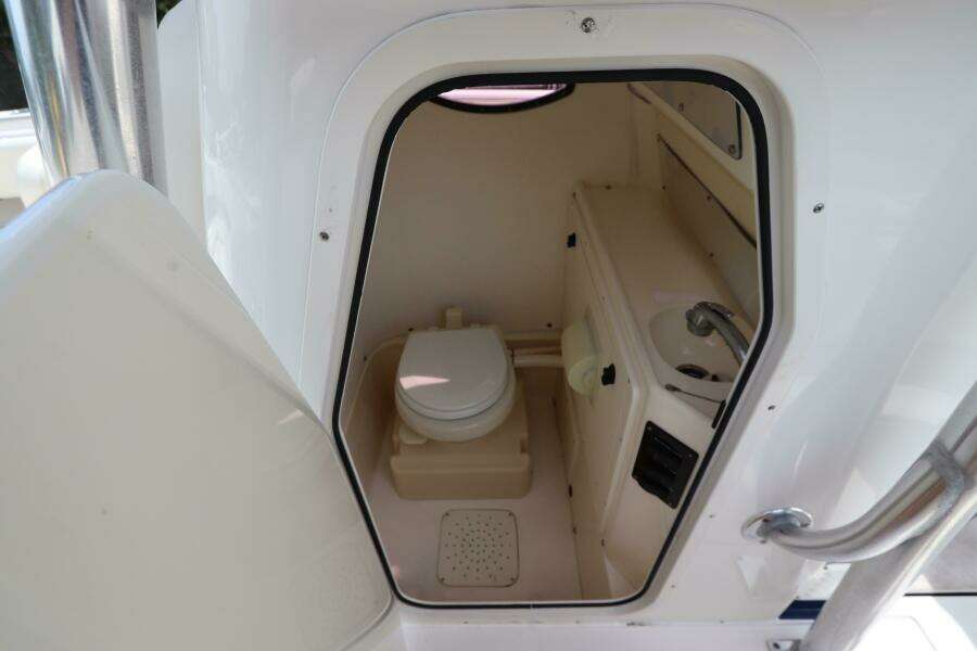 27ft Blackwood Yacht For Sale