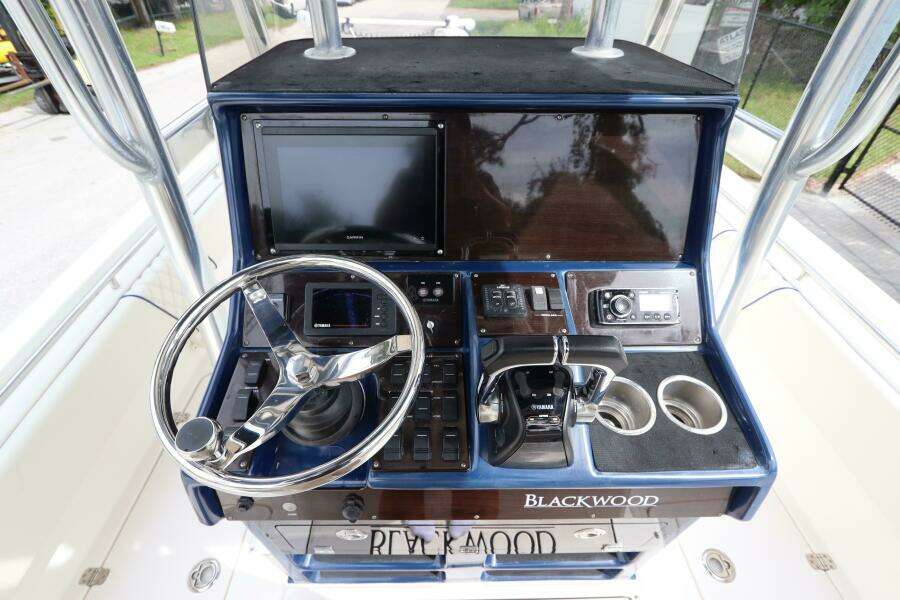 27ft Blackwood Yacht For Sale