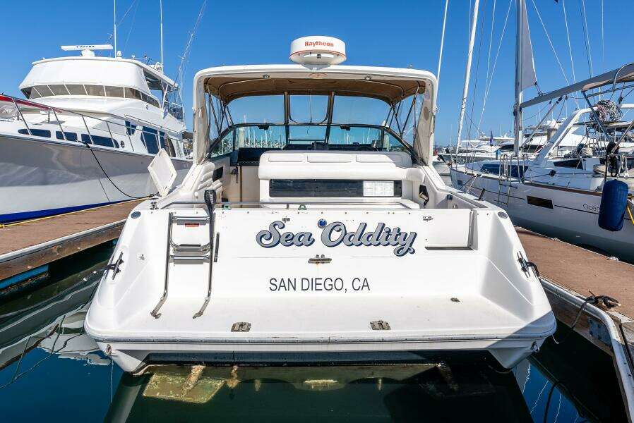 Sea Oddity 33ft Sea Ray Yacht For Sale