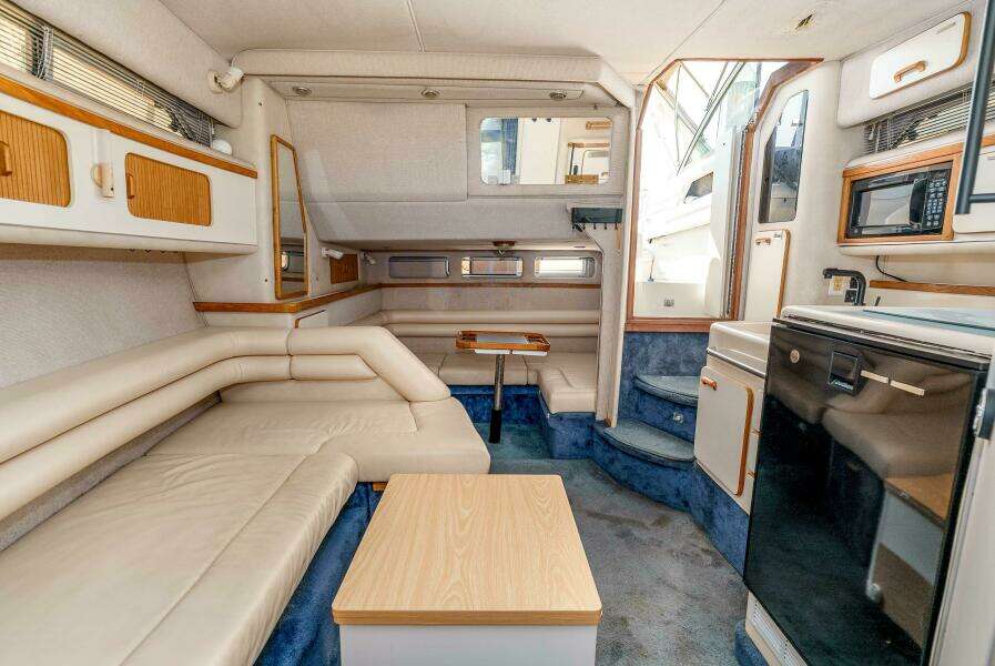 Sea Oddity 33ft Sea Ray Yacht For Sale